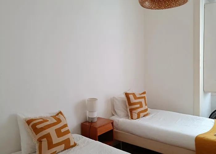 Stunning Near Chiado 아파트 리스본