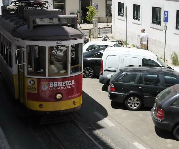 Stunning Near Chiado * 리스본
