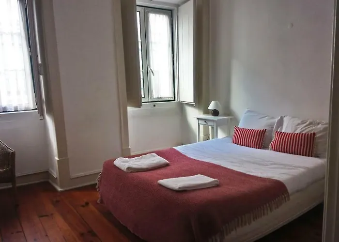 Stunning Near Chiado *