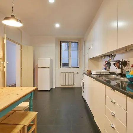 Stunning Near Chiado Appartement