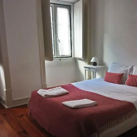 Stunning Near Chiado *