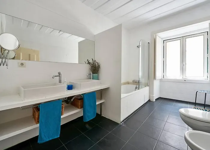 Vintage Near Chiado Διαμέρισμα