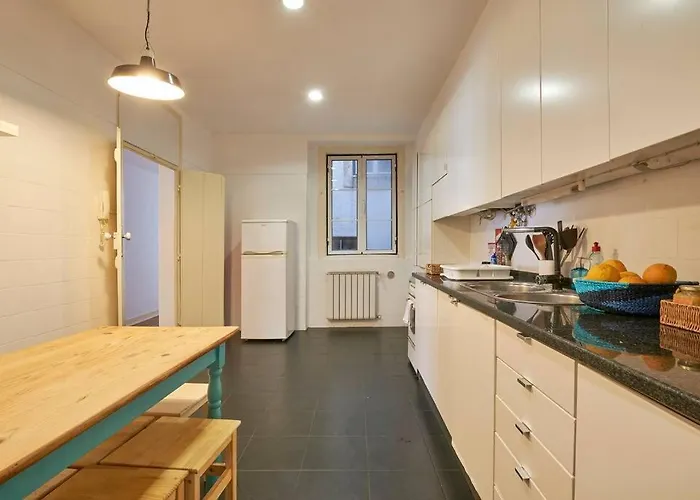 Stunning Near Chiado דירה